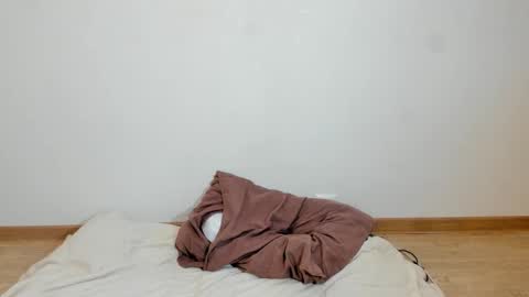 Jeni online show from 27, 9, 2025