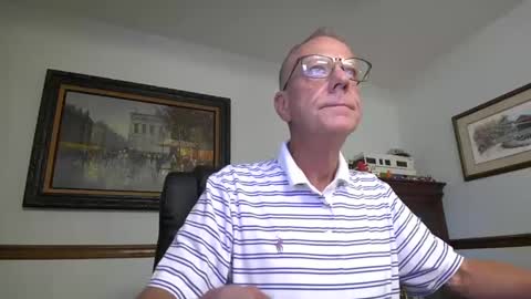 Snapshot of justadad4u chatting on 17, 9, 2025 justadad4u online show from 17, 9, 2025