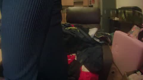 Dee online show from 10, 2, 2025