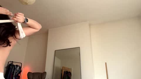 Snapshot of justbecauseiloveit chatting on 15, 4, 2026 Billie B William online show from 15, 4, 2026