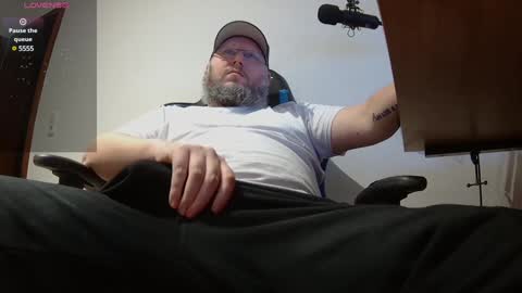 Snapshot of justflo chatting on 6, 2, 2025 Just Flo --- online show from 6, 2, 2025