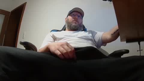 Snapshot of justflo chatting on 18, 2, 2025 Just Flo --- online show from 18, 2, 2025