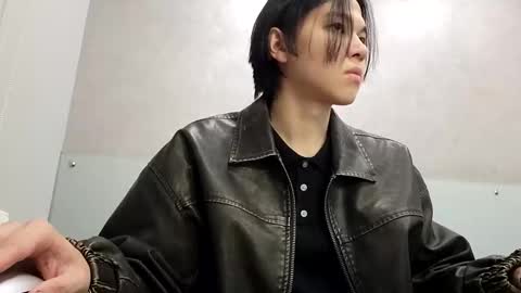 Snapshot of justgay_1 chatting on 17, 9, 2025 justgay_1 online show from 17, 9, 2025