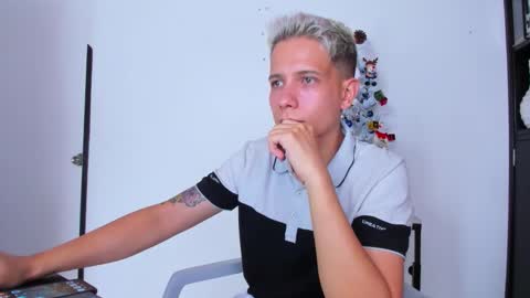 Snapshot of justin_biker chatting on 29, 11, 2025 justin_biker online show from 29, 11, 2025