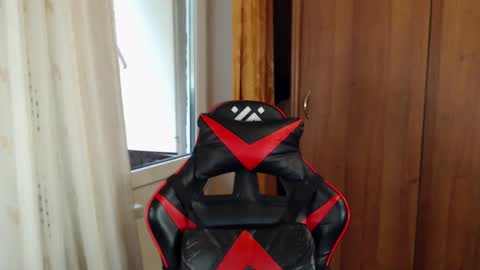 Justin online show from 5, 10, 2025