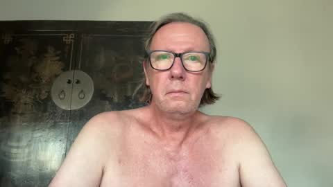 justin_hornyyyy online show from 18, 12, 2025