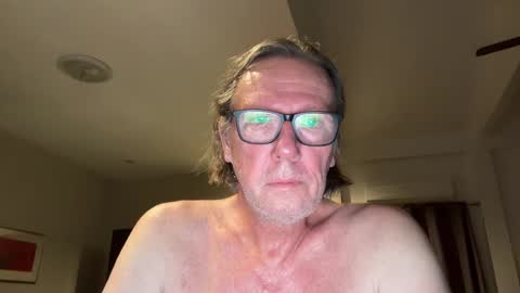 justin_hornyyyy online show from 18, 12, 2025