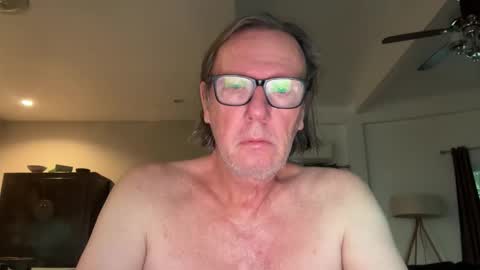justin_hornyyyy online show from 19, 12, 2025