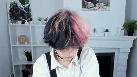 JUSTIN online show from 4, 10, 2025