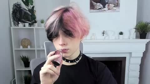 JUSTIN online show from 12, 10, 2025