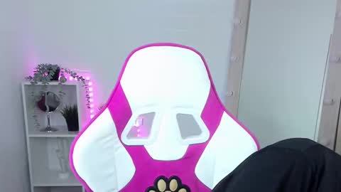 JUSTIN online show from 18, 10, 2025