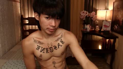 justine_hunk online show from 22, 12, 2024