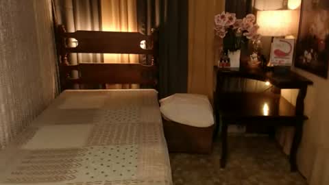 justine_hunk online show from 26, 2, 2025