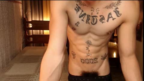 justine_hunk online show from 5, 3, 2025