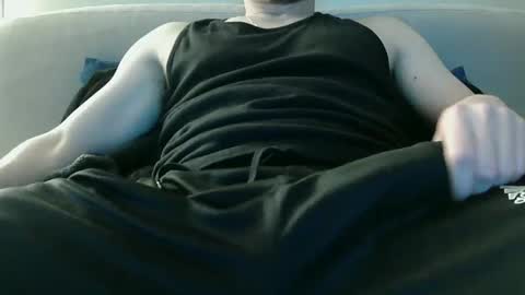 Justinjaybee online show from 5, 3, 2025