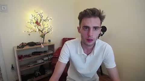 Hologram Guy online show from 1, 7, 2026