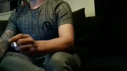 justmehere077 online show from 21, 12, 2024