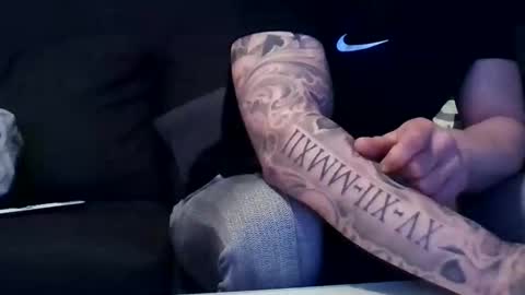 justmehere077 online show from 1, 3, 2025