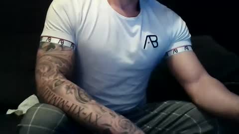 justmehere077 online show from 8, 3, 2025