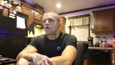 justus0624 online show from 17, 10, 2025