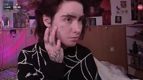 Snapshot of juuzou_kit chatting on 12, 1, 2026 Juuzou hehim u can call me Juz online show from 12, 1, 2026