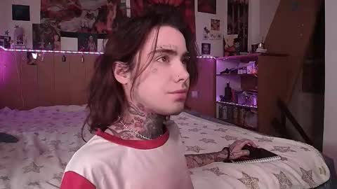 Snapshot of juuzou_kit chatting on 17, 2, 2026 Juuzou hehim u can call me Juz online show from 17, 2, 2026