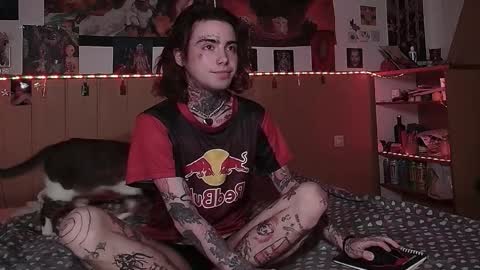 Snapshot of juuzou_kit chatting on 26, 3, 2026 Juuzou hehim u can call me Juz online show from 26, 3, 2026