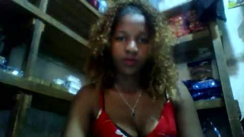 Snapshot of juvanie98 chatting on 15, 4, 2026 juvanie98 online show from 15, 4, 2026