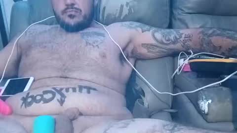 jvilla521 online show from 28, 10, 2025