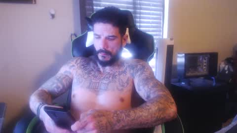 yoko8 online show from 25, 1, 2025