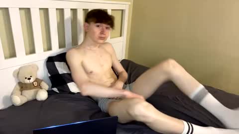 Snapshot of k1tty_b0y chatting on 8, 2, 2025 k1tty b0y online show from 8, 2, 2025