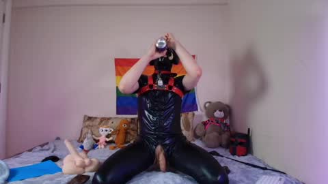 Snapshot of k9_goodboy chatting on 16, 4, 2026 Alex online show from 16, 4, 2026