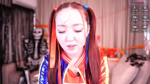 Amely online show from 28, 10, 2025