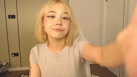 Snapshot of ka00ru_chan chatting on 27, 7, 2026 Kaoru online show from 27, 7, 2026