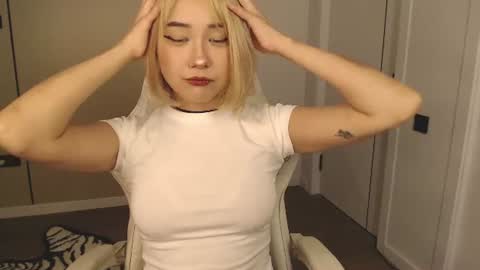 Snapshot of ka00ru_chan chatting on 31, 7, 2026 Kaoru online show from 31, 7, 2026