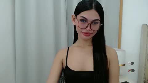 Snapshot of kaamy_dake chatting on 3, 10, 2025 KAAMY online show from 3, 10, 2025