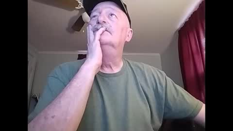 Snapshot of kabriggs136 chatting on 4, 2, 2025 kabriggs136 online show from 4, 2, 2025