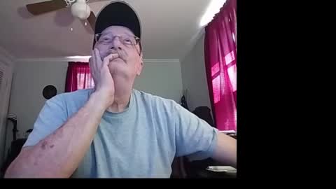 Snapshot of kabriggs136 chatting on 2, 10, 2025 kabriggs136 online show from 2, 10, 2025