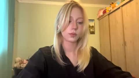 Snapshot of kacicasal chatting on 29, 6, 2026 Mia 1st day here online show from 29, 6, 2026