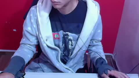 kael_art_d online show from 24, 10, 2025