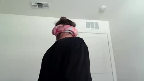 kaelagreen online show from 7, 4, 2026