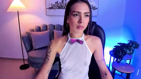 Snapshot of kaelith_belle chatting on 4, 2, 2026 kaeliyh online show from 4, 2, 2026