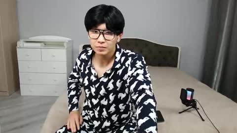 Snapshot of kai_chicken chatting on 19, 12, 2025 Kai Chicken online show from 19, 12, 2025