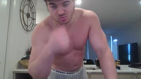 MrJuicyJames online show from 28, 10, 2025