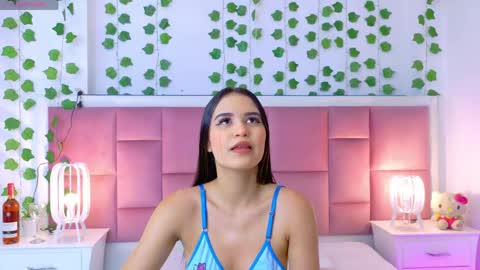 Snapshot of kaily_sweet1 chatting on 3, 5, 2026 kelly online show from 3, 5, 2026