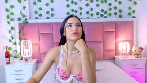 Snapshot of kaily_sweet1 chatting on 25, 5, 2026 kelly online show from 25, 5, 2026