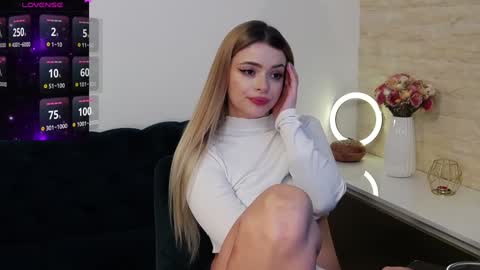 Snapshot of kailyn_moen01 chatting on 6, 12, 2024 Kailyn online show from 6, 12, 2024