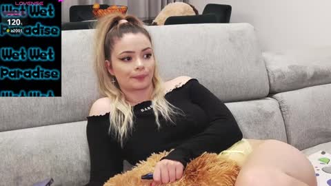 Snapshot of kailyn_moen01 chatting on 8, 1, 2025 Kailyn online show from 8, 1, 2025