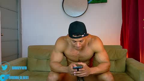 Snapshot of kale_tomson chatting on 24, 4, 2026 kale thomson online show from 24, 4, 2026