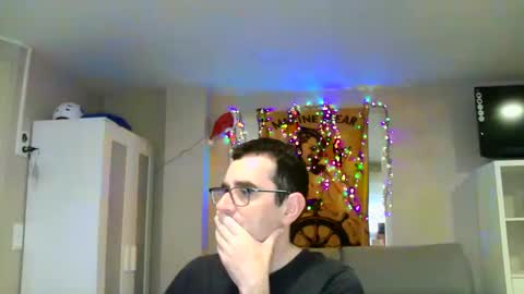 Snapshot of kalem48 chatting on 4, 12, 2024 MusicMen49 online show from 4, 12, 2024